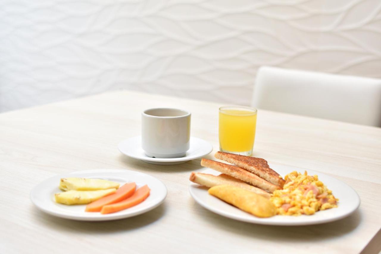 Hotel La Riviera 산타마르타 외부 사진