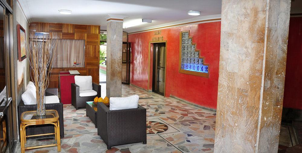 Hotel La Riviera 산타마르타 외부 사진