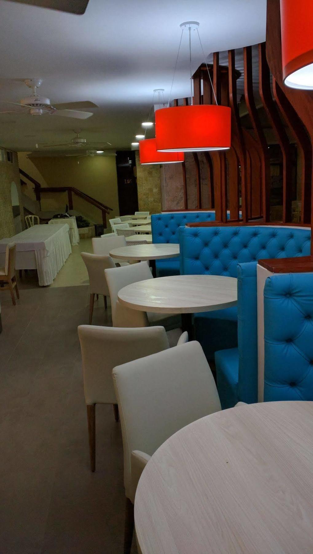 Hotel La Riviera 산타마르타 외부 사진